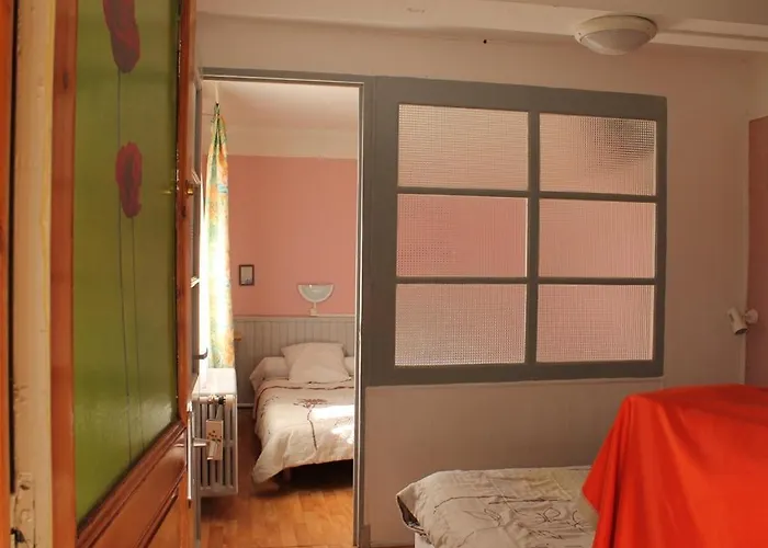 Le Logis Catalan - De Groupe Et Familial Hotel