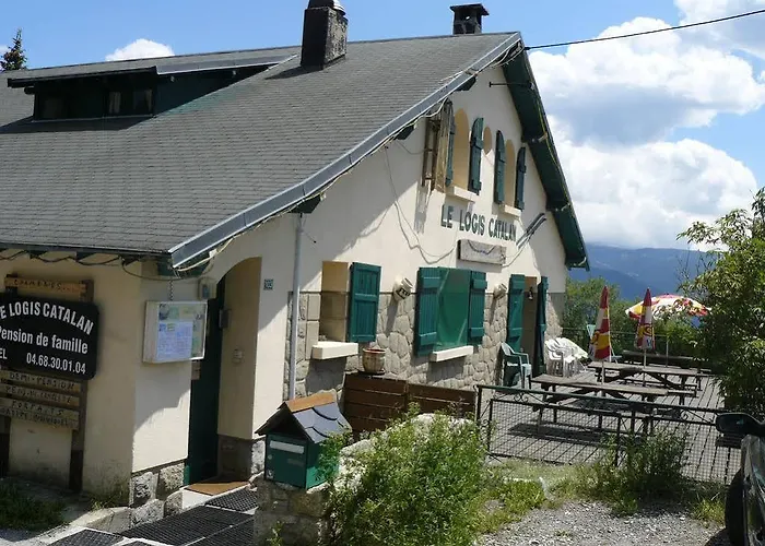 Le Logis Catalan - De Groupe Et Familial Hotel Font-Romeu-Odeillo-Via